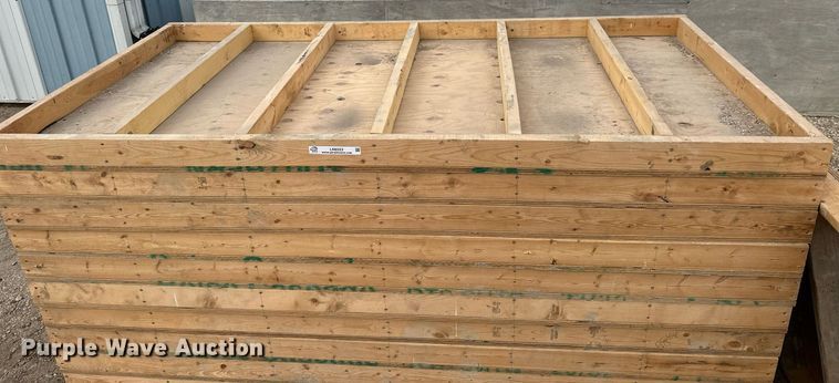 image for item LN9323 (13) concrete forms