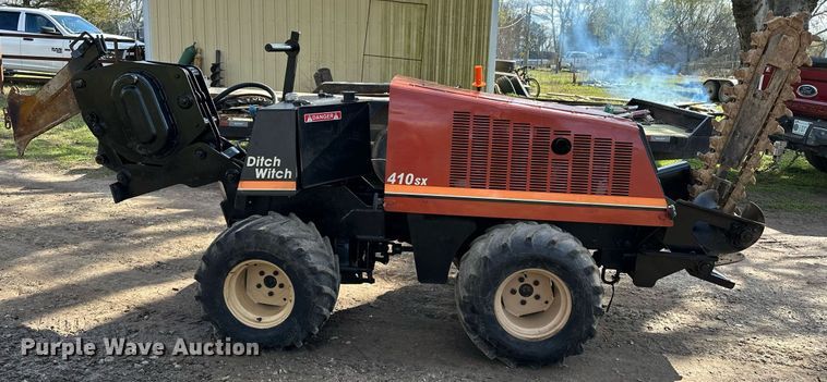 image for item LR9562 Ditch Witch 410SX  trencher