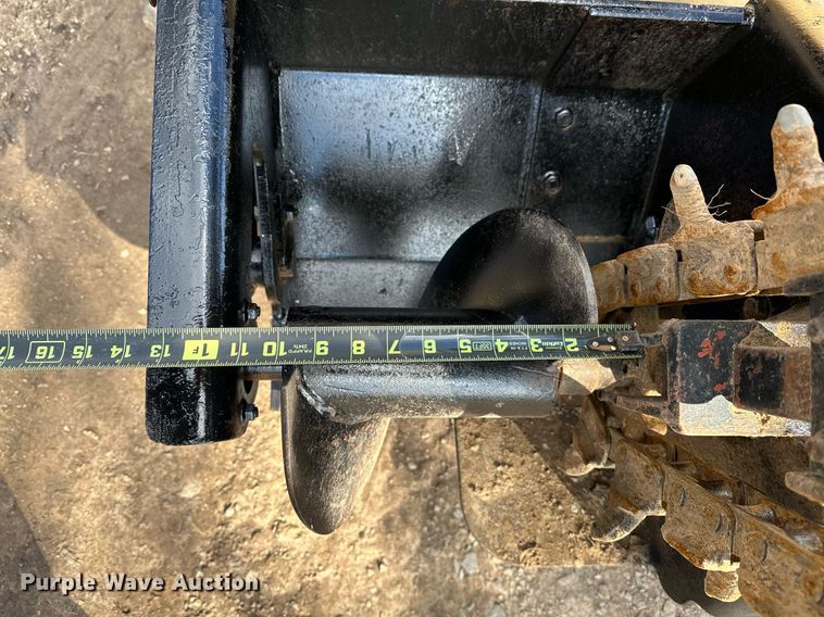 image for item LR9562 Ditch Witch 410SX  trencher