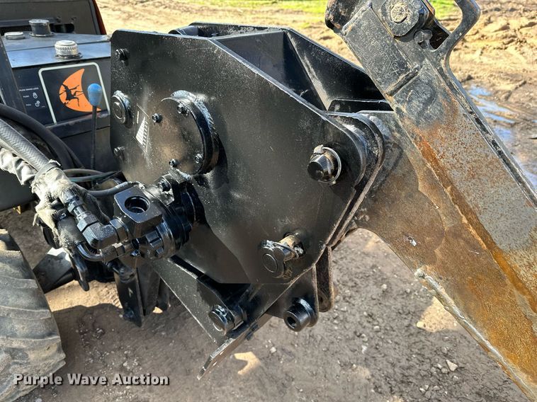 image for item LR9562 Ditch Witch 410SX  trencher