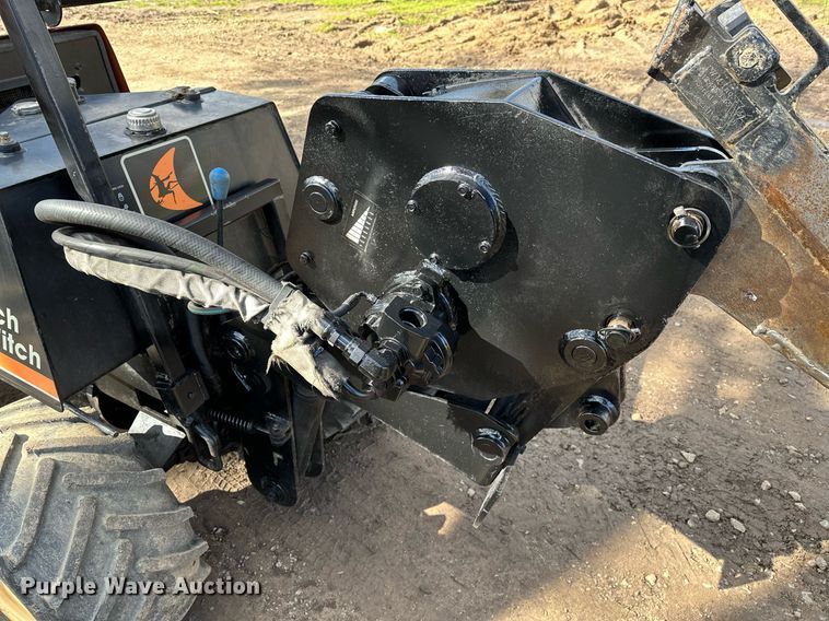 image for item LR9562 Ditch Witch 410SX  trencher