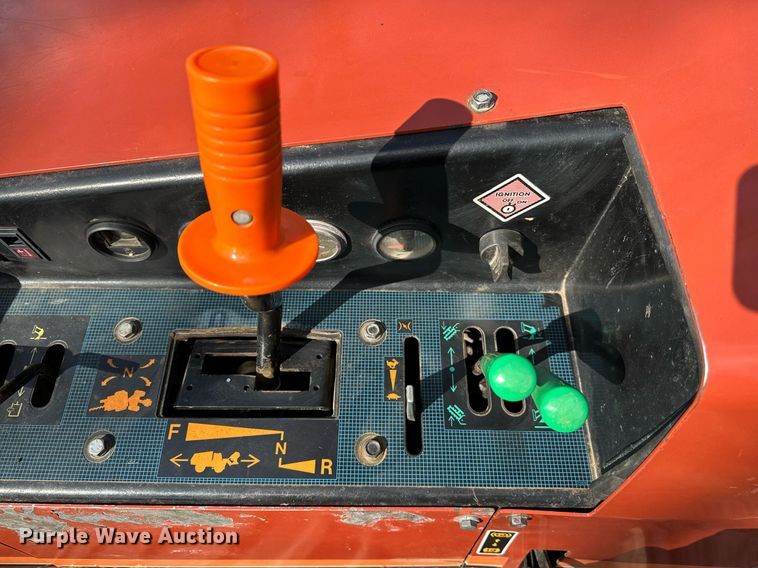 image for item LR9562 Ditch Witch 410SX  trencher