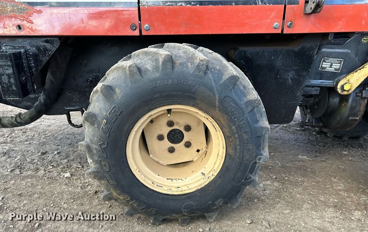 image for item LR9562 Ditch Witch 410SX  trencher