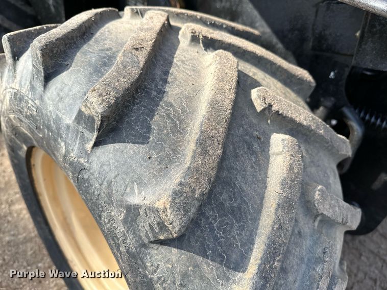 image for item LR9562 Ditch Witch 410SX  trencher