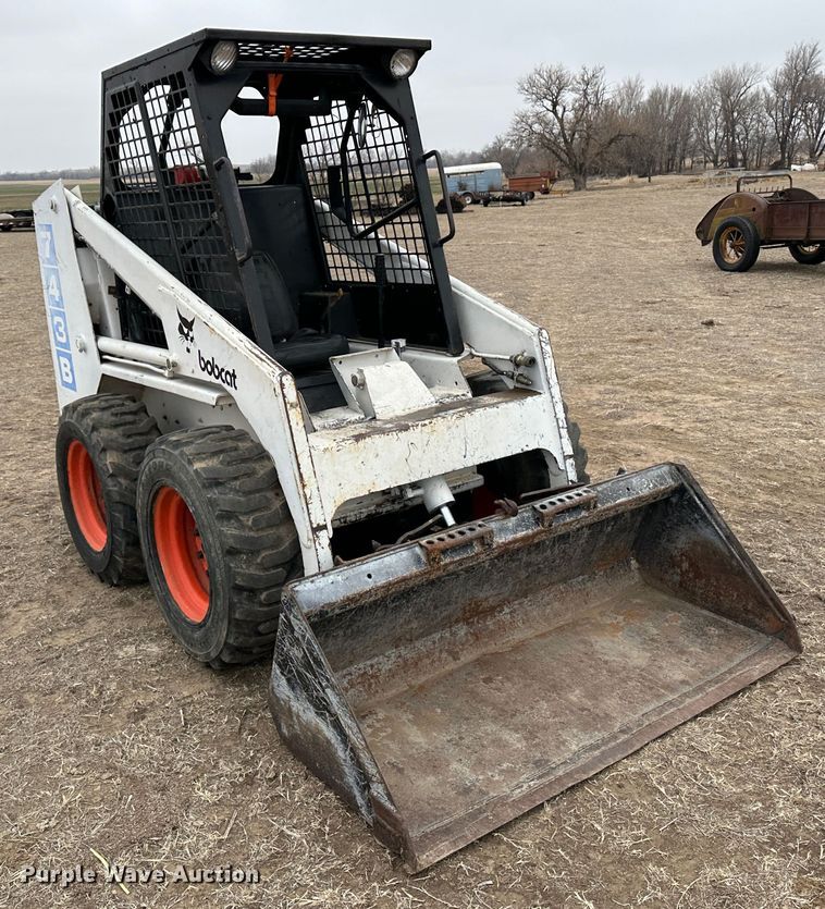 image for item LT9148 1993 Bobcat 743B  skid steer loader