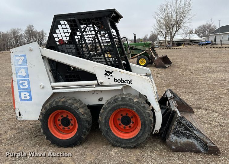 image for item LT9148 1993 Bobcat 743B  skid steer loader