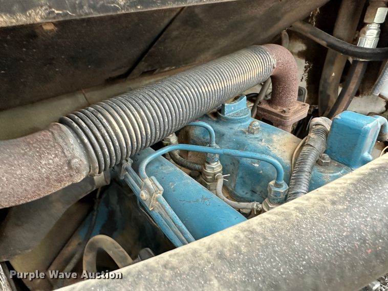 image for item LT9148 1993 Bobcat 743B  skid steer loader