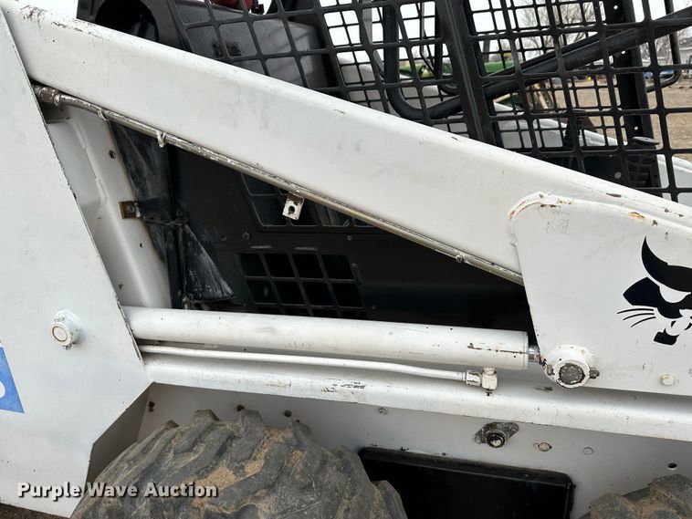 image for item LT9148 1993 Bobcat 743B  skid steer loader