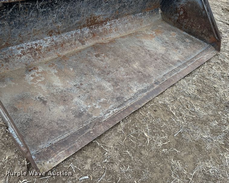 image for item LT9148 1993 Bobcat 743B  skid steer loader