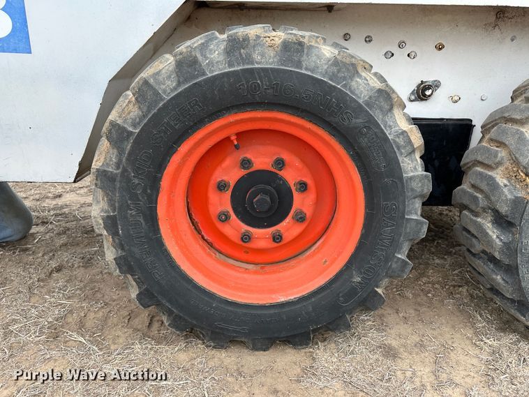 image for item LT9148 1993 Bobcat 743B  skid steer loader