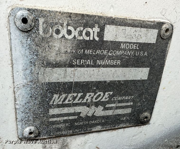 image for item LT9148 1993 Bobcat 743B  skid steer loader