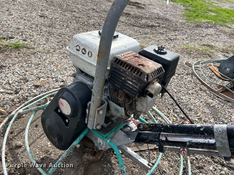 image for item LW9273 Whiteman J35H  power trowel