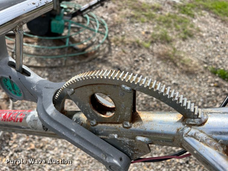 image for item LW9274 Whiteman J35H  power trowel