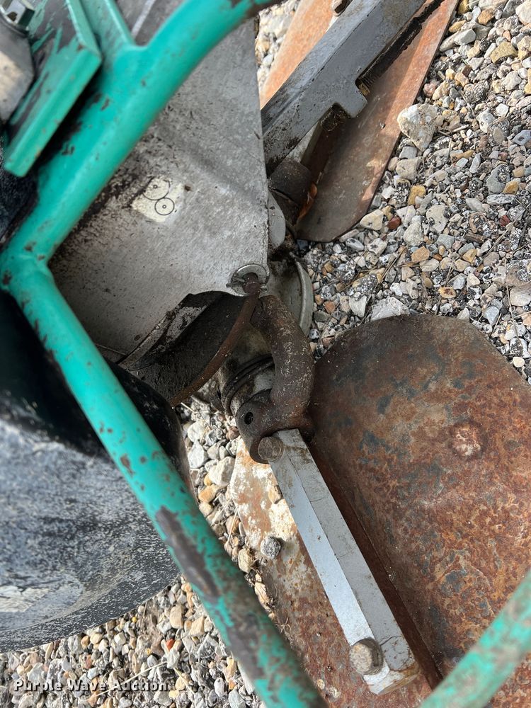 image for item LW9274 Whiteman J35H  power trowel