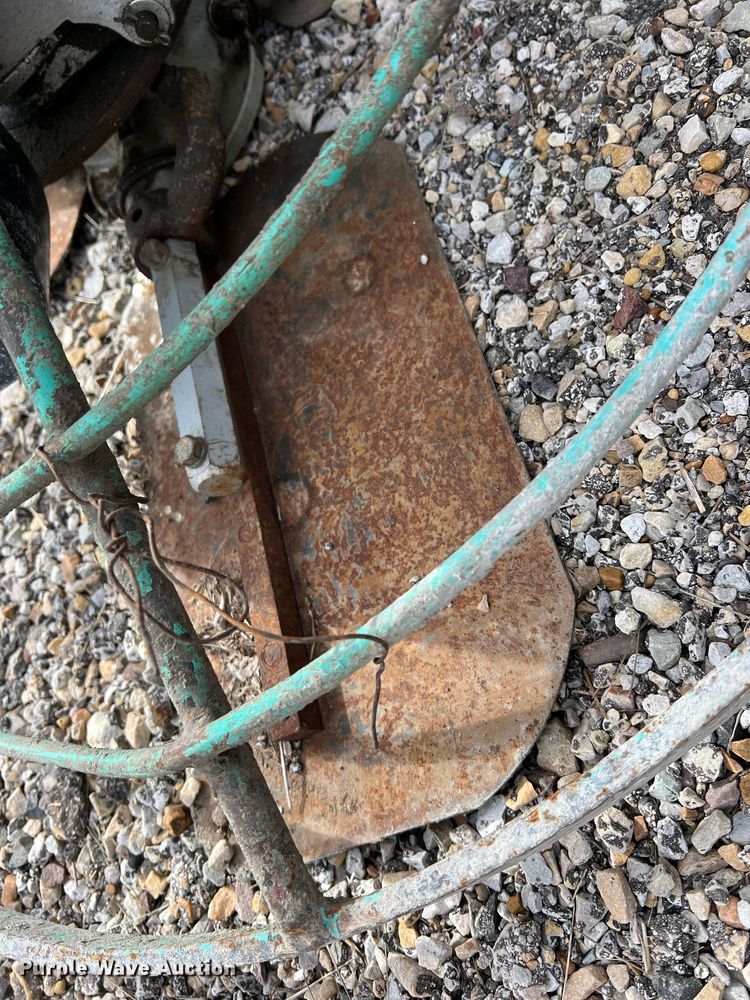 image for item LW9274 Whiteman J35H  power trowel