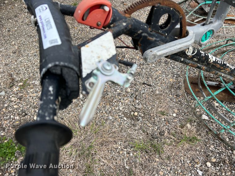 image for item LW9275 Whiteman  power trowel