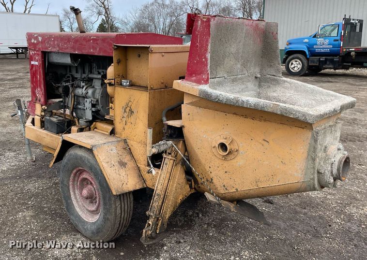 image for item MB9016 Putzmeister TTS2045  concrete pump