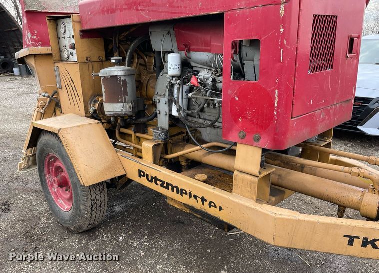 image for item MB9016 Putzmeister TTS2045  concrete pump