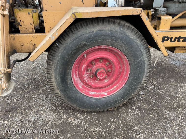 image for item MB9016 Putzmeister TTS2045  concrete pump