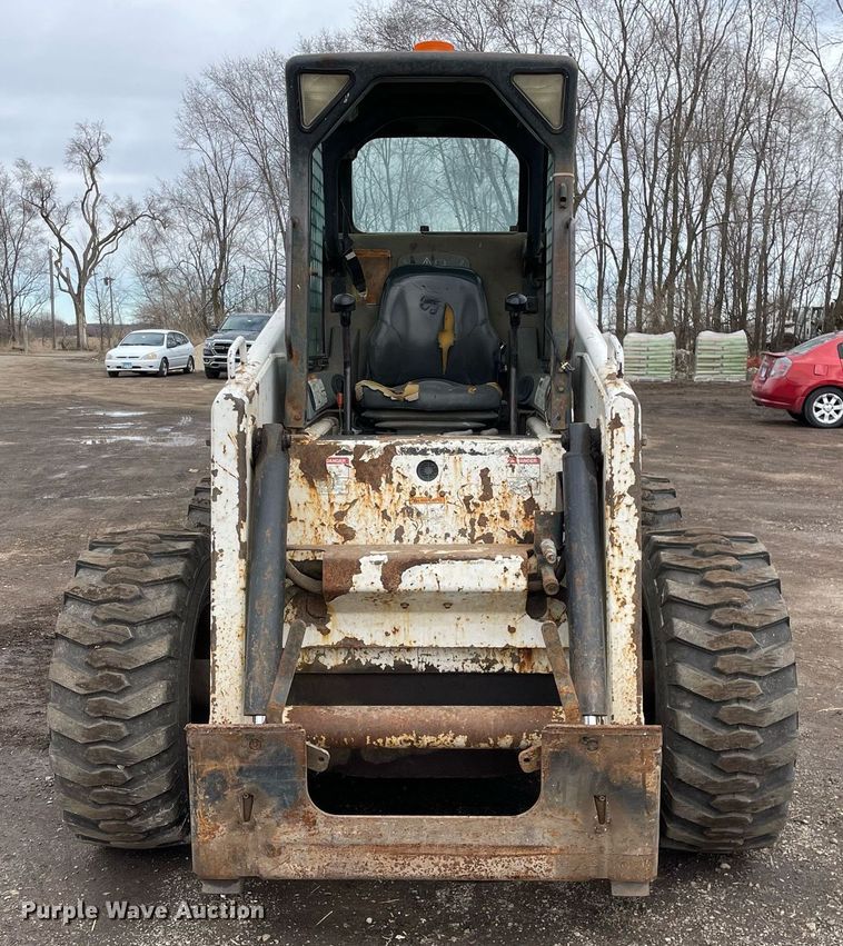 image for item MB9018 2001 Bobcat 963  skid steer loader