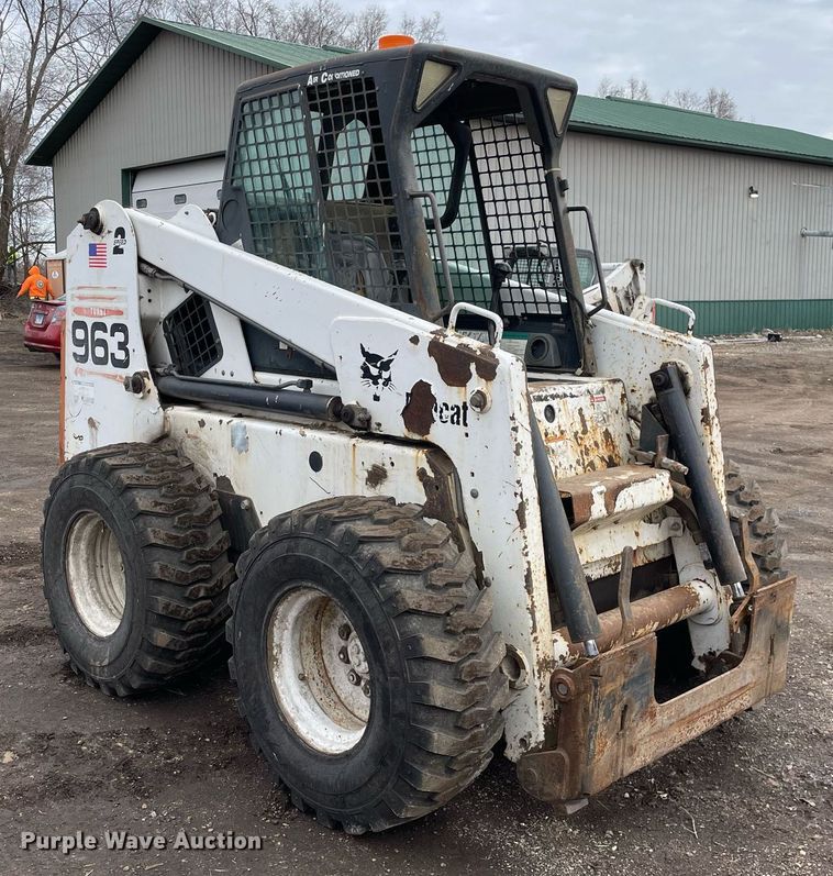 image for item MB9018 2001 Bobcat 963  skid steer loader