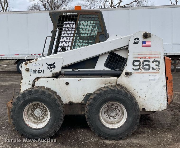 image for item MB9018 2001 Bobcat 963  skid steer loader