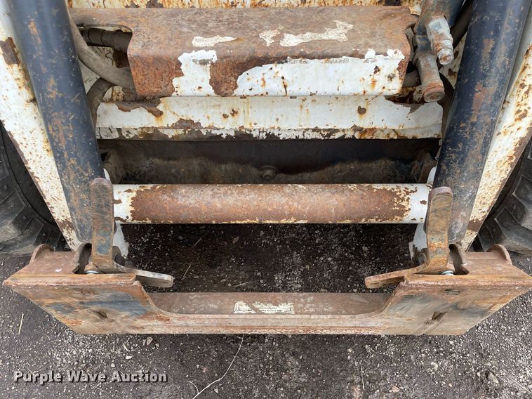 image for item MB9018 2001 Bobcat 963  skid steer loader