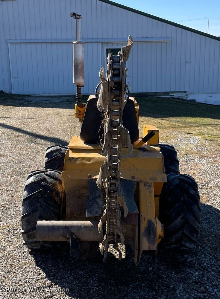 image for item MB9027 Ditch Witch J20C  trencher