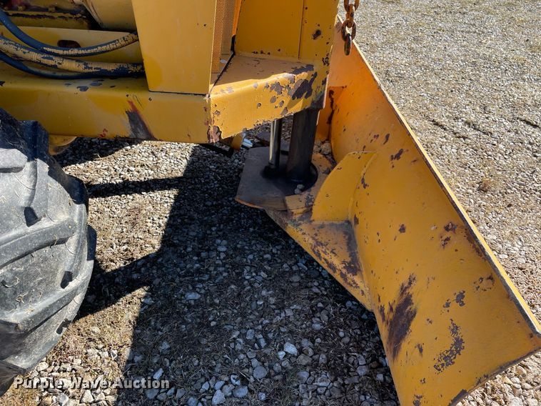 image for item MB9027 Ditch Witch J20C  trencher