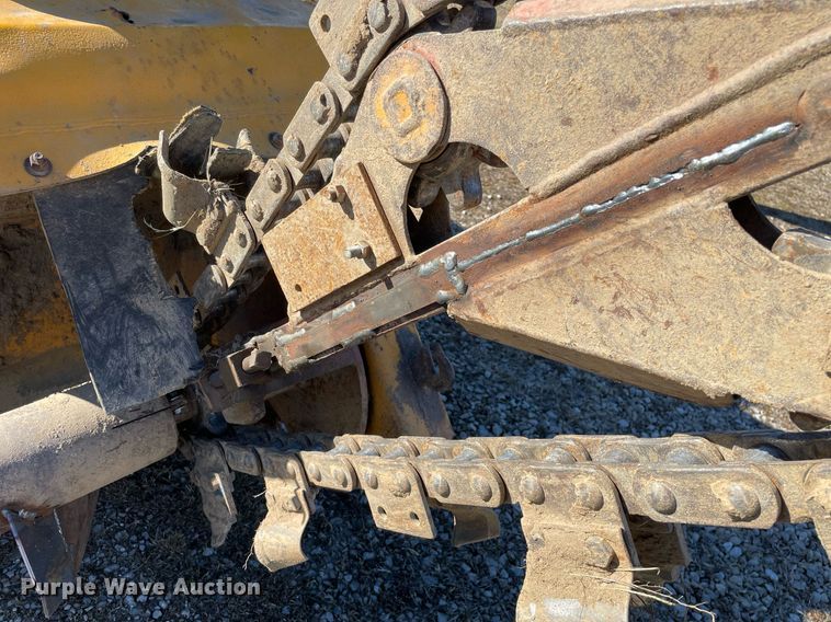 image for item MB9027 Ditch Witch J20C  trencher