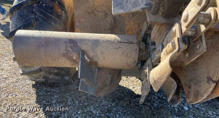 image for item MB9027 Ditch Witch J20C  trencher