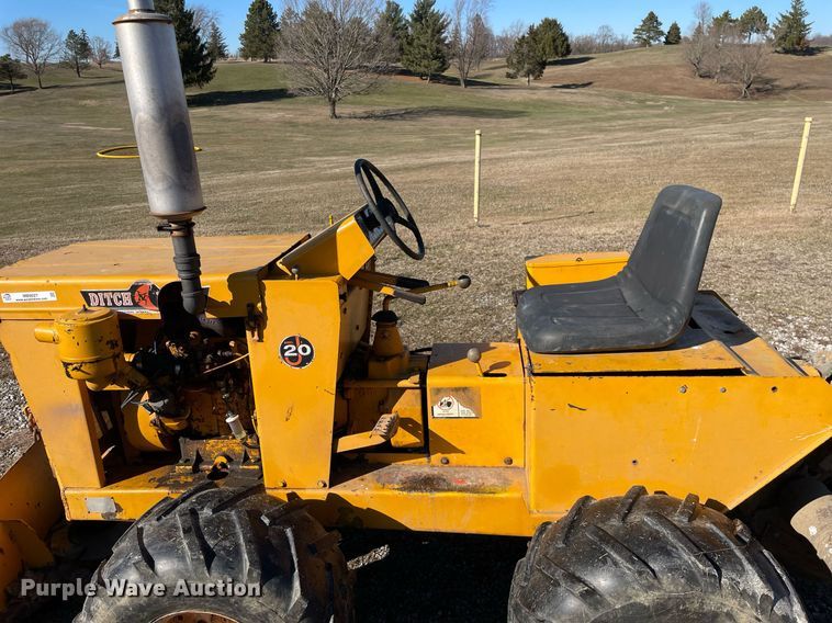 image for item MB9027 Ditch Witch J20C  trencher