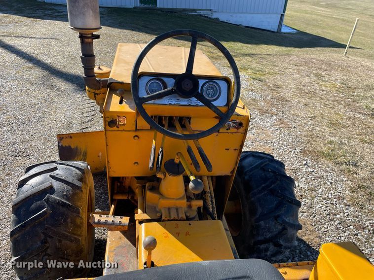 image for item MB9027 Ditch Witch J20C  trencher