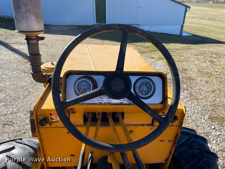 image for item MB9027 Ditch Witch J20C  trencher