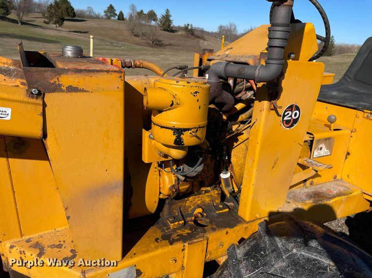 image for item MB9027 Ditch Witch J20C  trencher