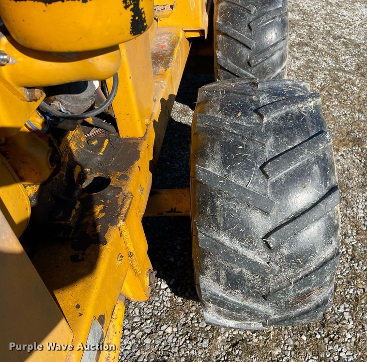 image for item MB9027 Ditch Witch J20C  trencher