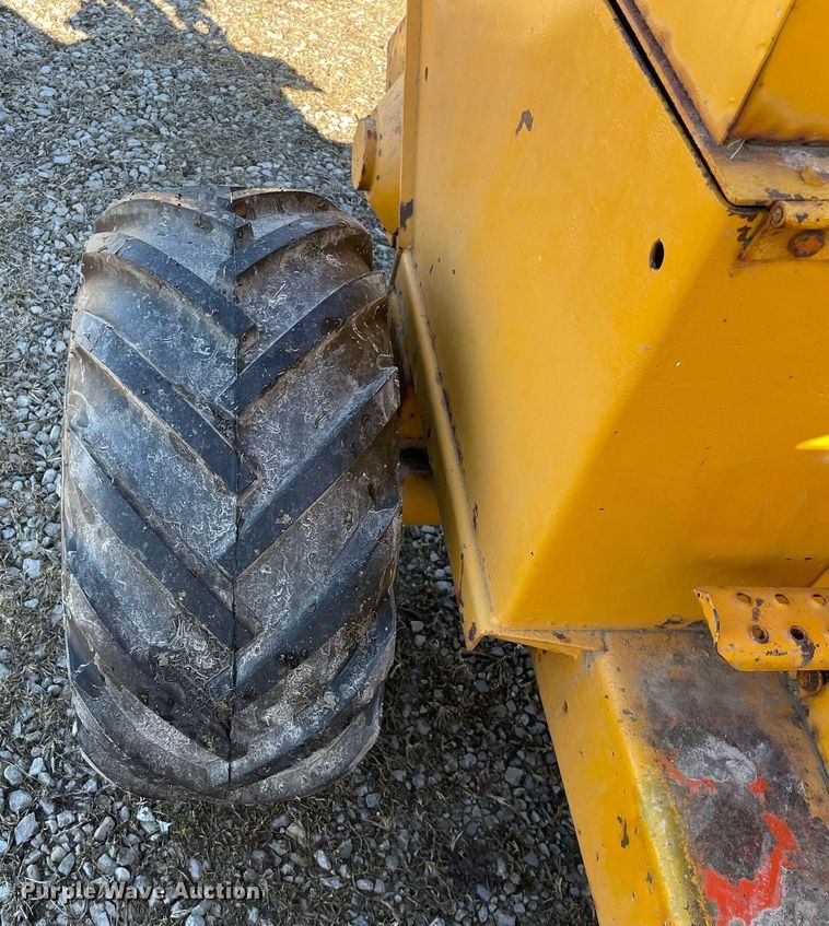 image for item MB9027 Ditch Witch J20C  trencher