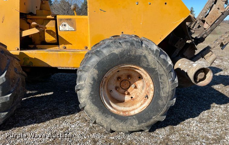 image for item MB9027 Ditch Witch J20C  trencher