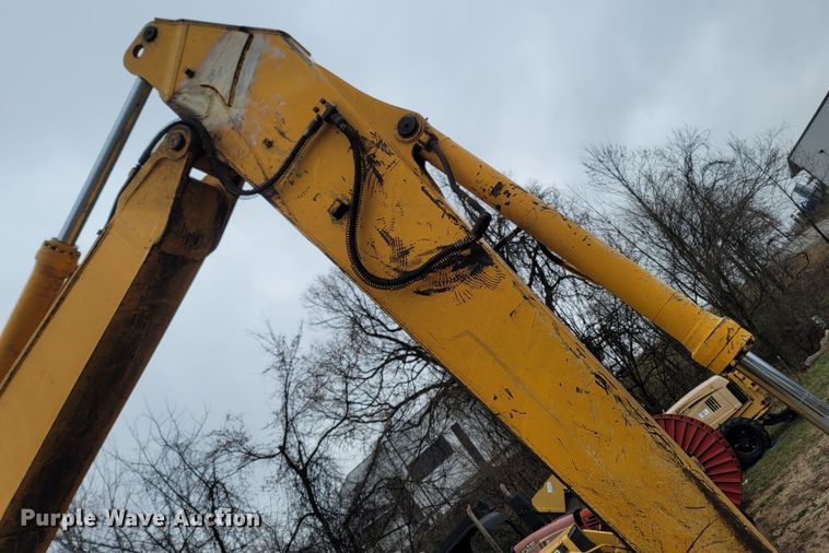 image for item MB9837 1986 John Deere 490  excavator