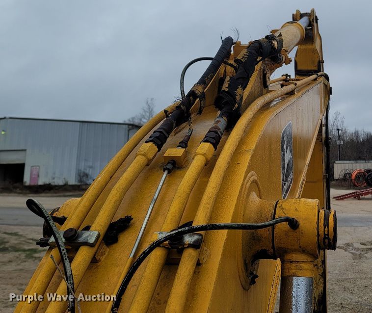 image for item MB9837 1986 John Deere 490  excavator