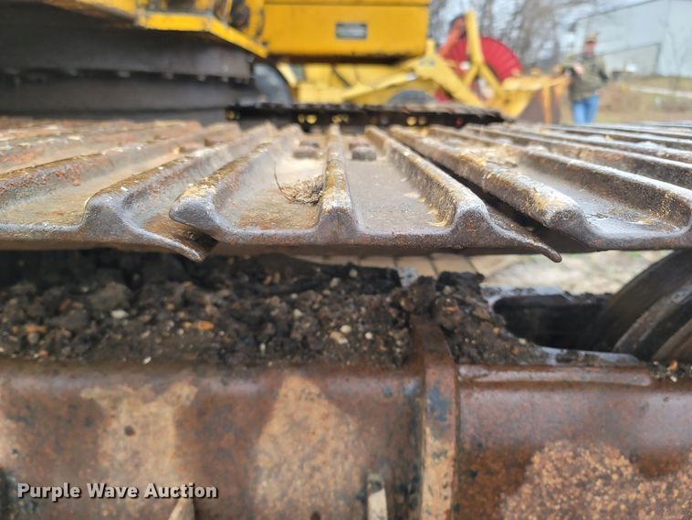 image for item MB9837 1986 John Deere 490  excavator