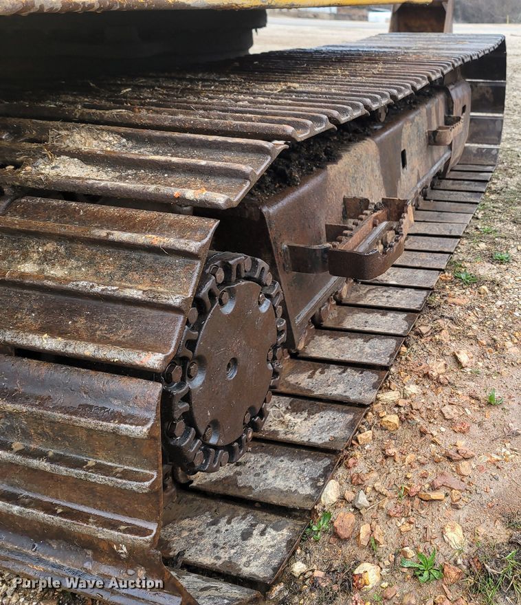 image for item MB9837 1986 John Deere 490  excavator