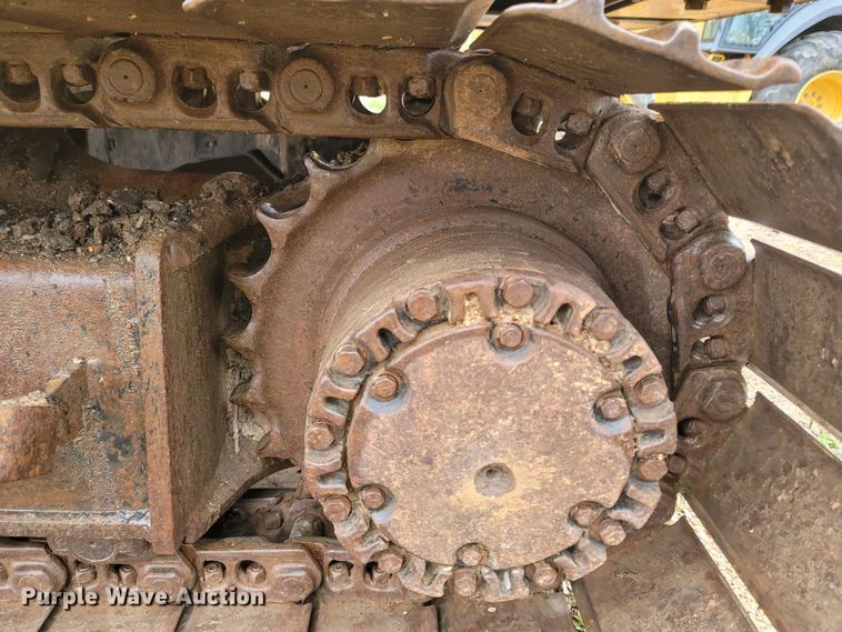 image for item MB9837 1986 John Deere 490  excavator