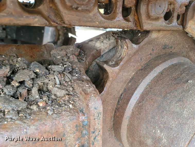 image for item MB9837 1986 John Deere 490  excavator