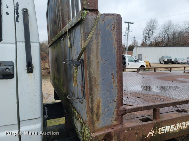 image for item MB9839 1996 Chevrolet Kodiak C6500  rollback truck