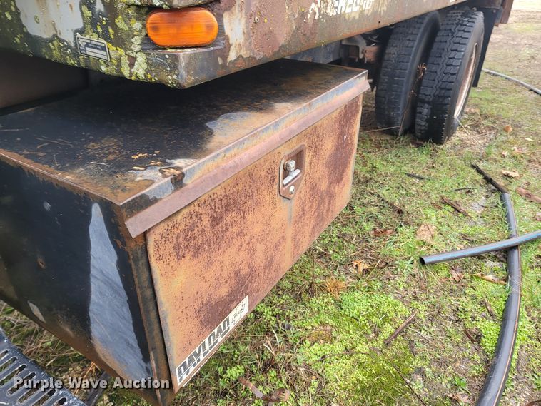 image for item MB9839 1996 Chevrolet Kodiak C6500  rollback truck