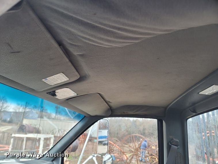 image for item MB9839 1996 Chevrolet Kodiak C6500  rollback truck