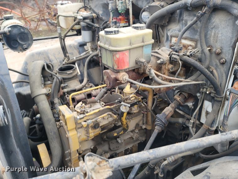 image for item MB9839 1996 Chevrolet Kodiak C6500  rollback truck