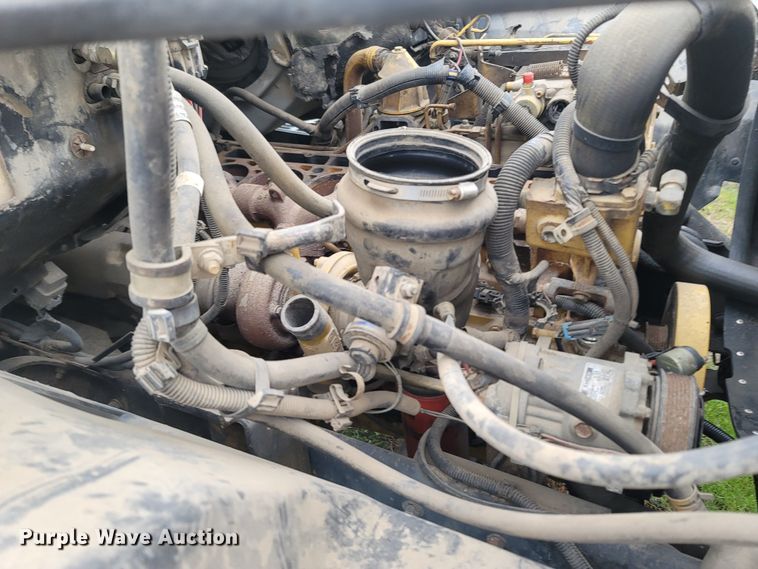 image for item MB9839 1996 Chevrolet Kodiak C6500  rollback truck