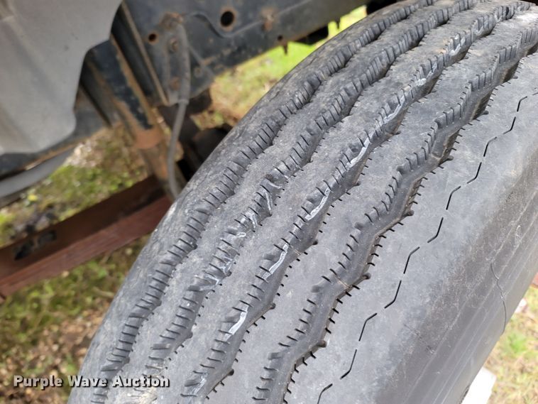 image for item MB9839 1996 Chevrolet Kodiak C6500  rollback truck